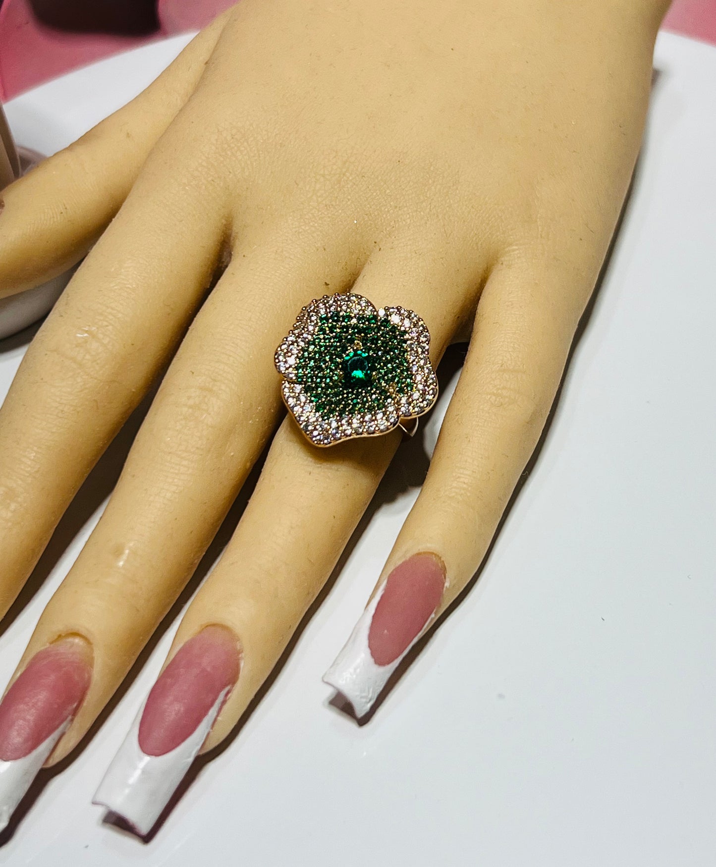 GREEN CRYSTAL FLOWER RING