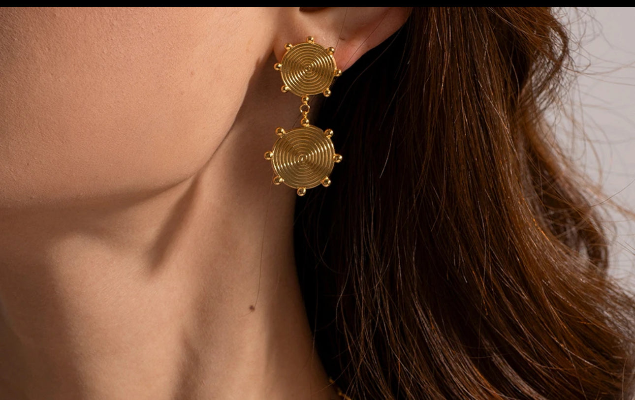TITA EARRING
