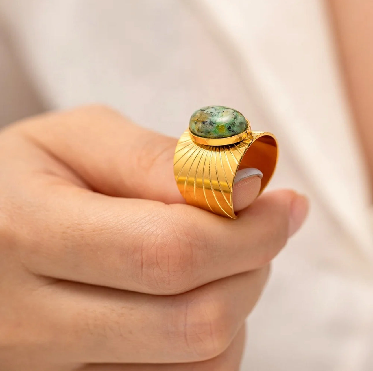 HEYDI OPEN RING