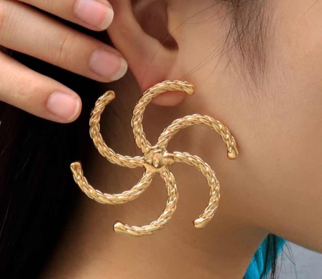 JENNY EARRING