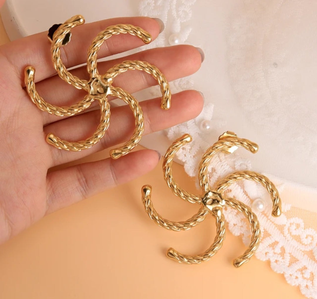 JENNY EARRING