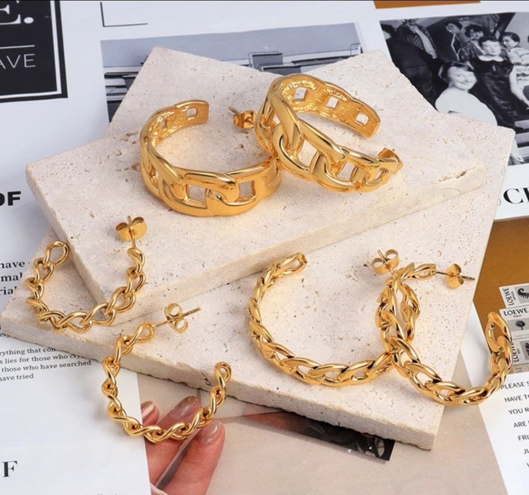 LHYA EARRING