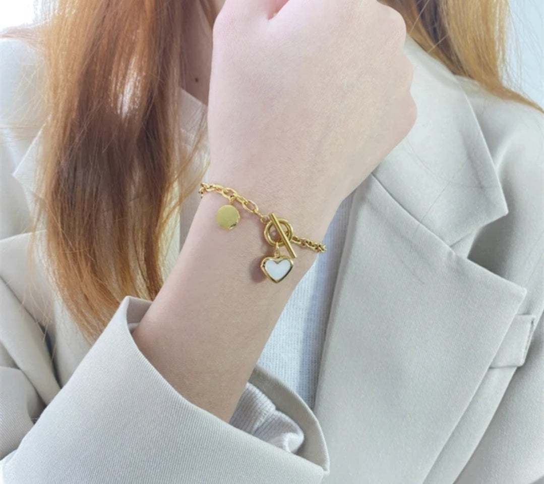 ANIKA BRACELET
