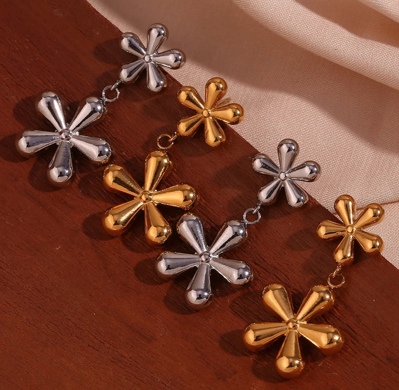 FLOR EARRINGS