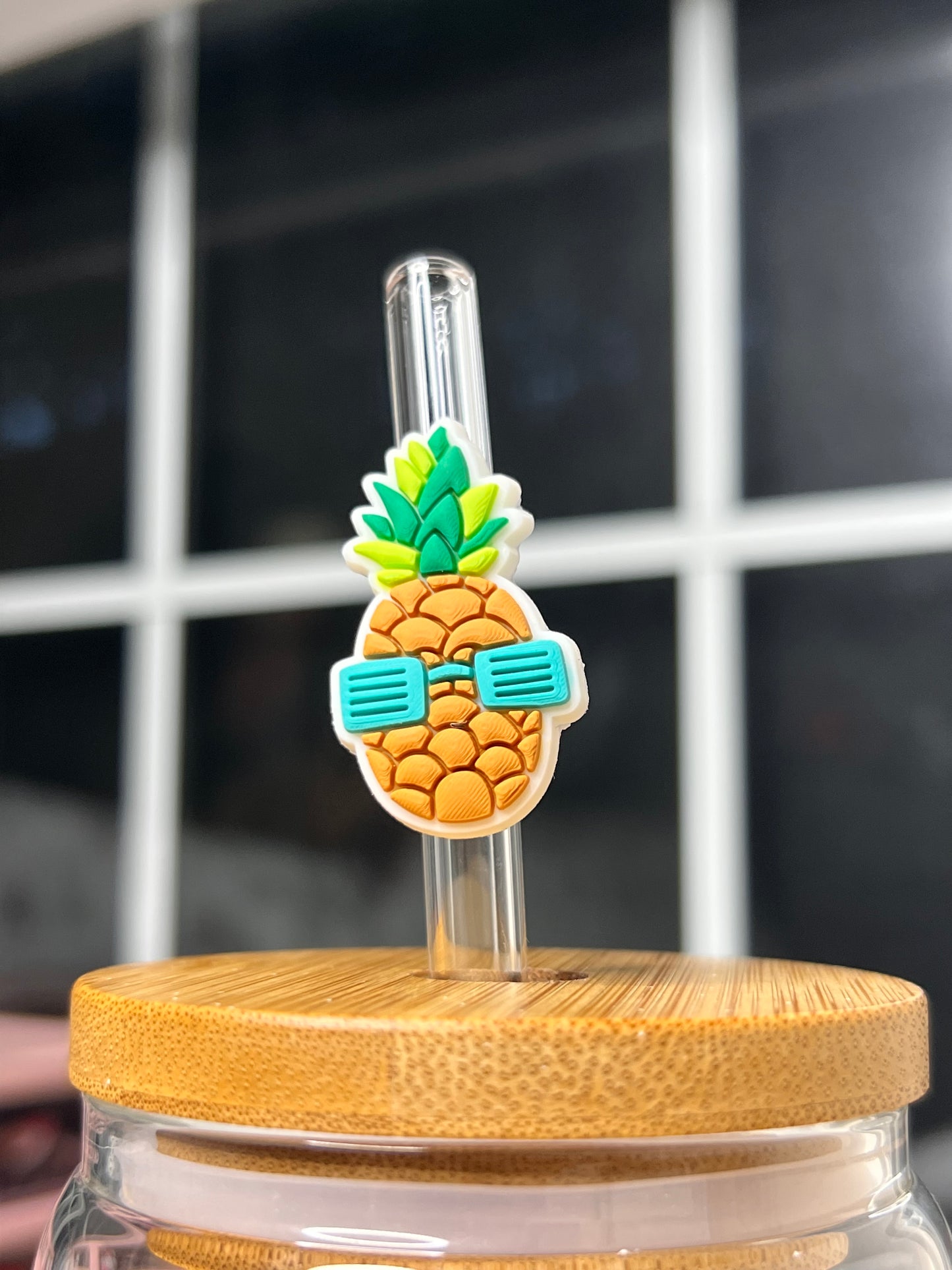 FLOWERS AND FRUITS STRAW TOPPERS