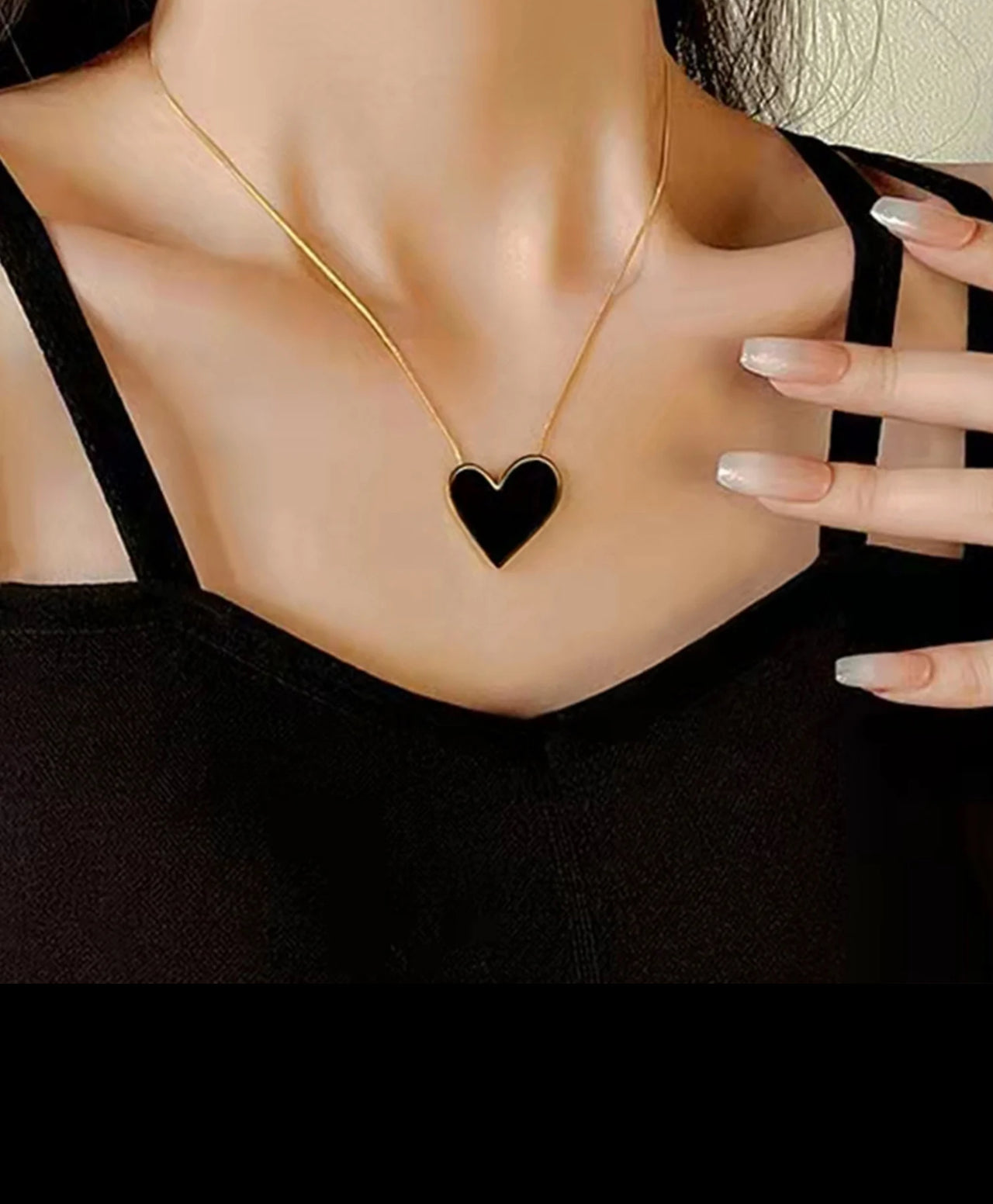 TANIA NECKLACE