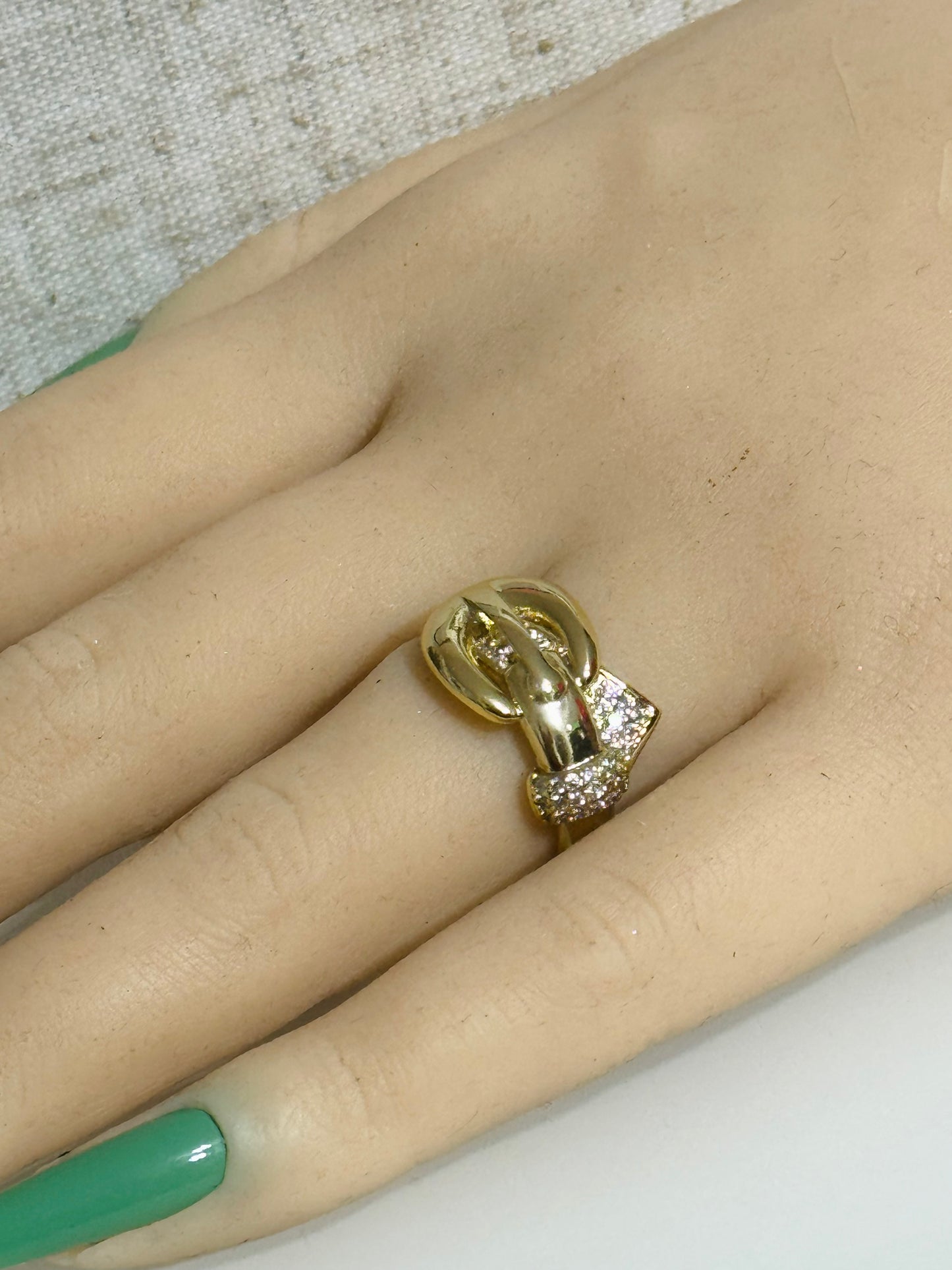 R15 RING