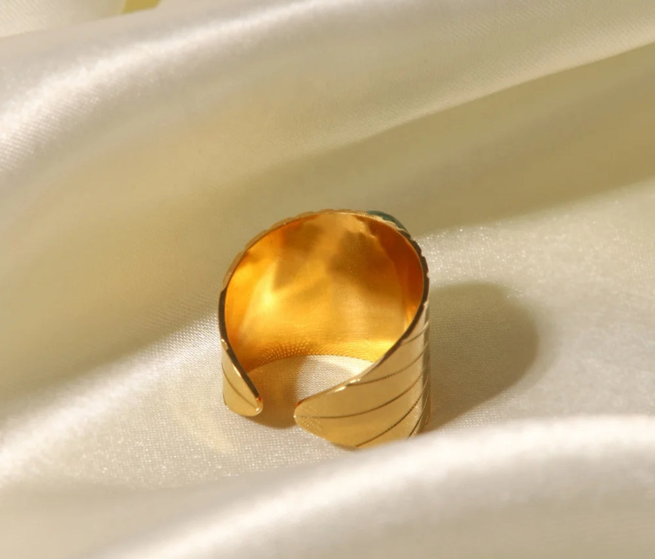HEYDI OPEN RING