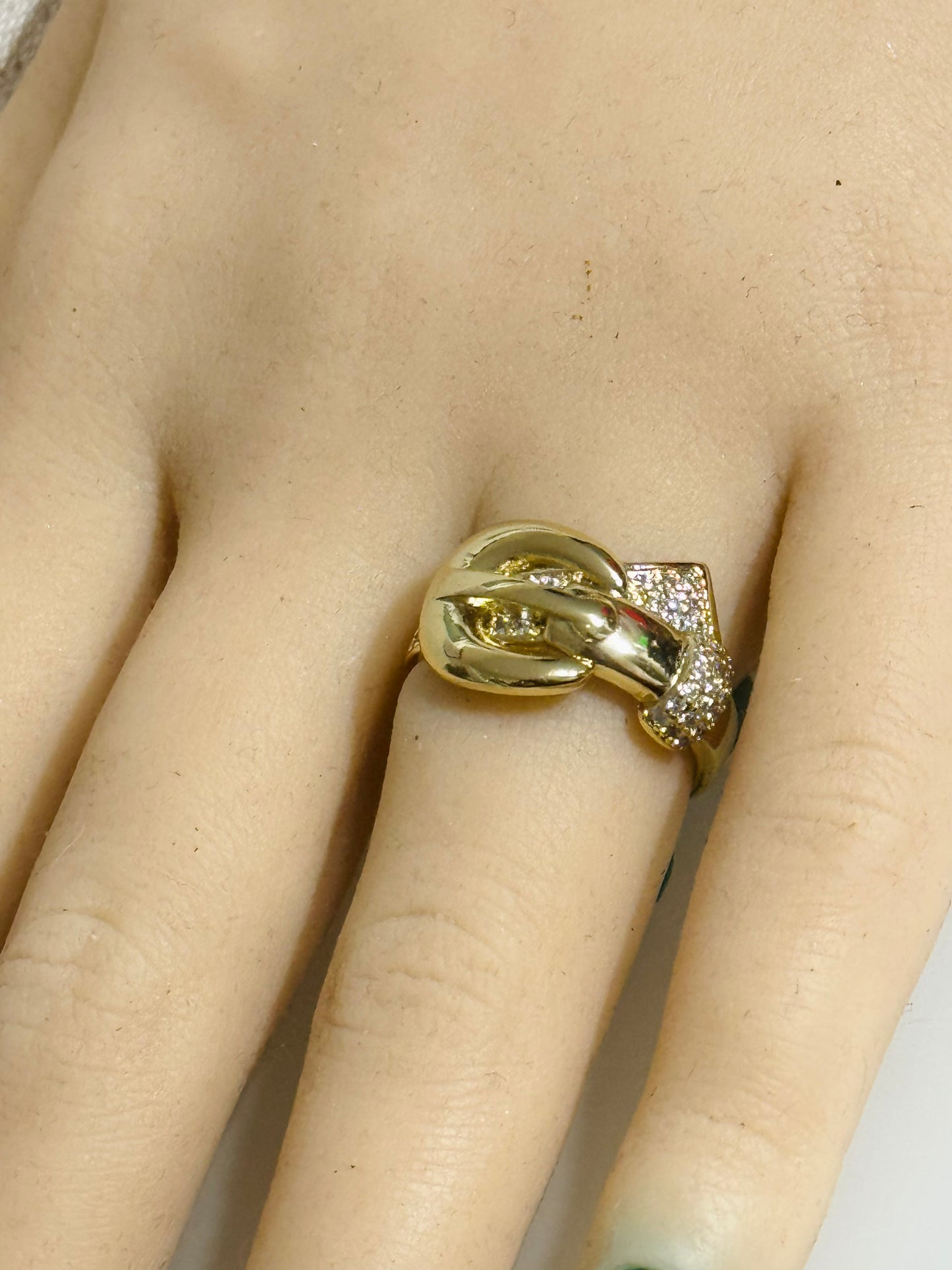 R15 RING