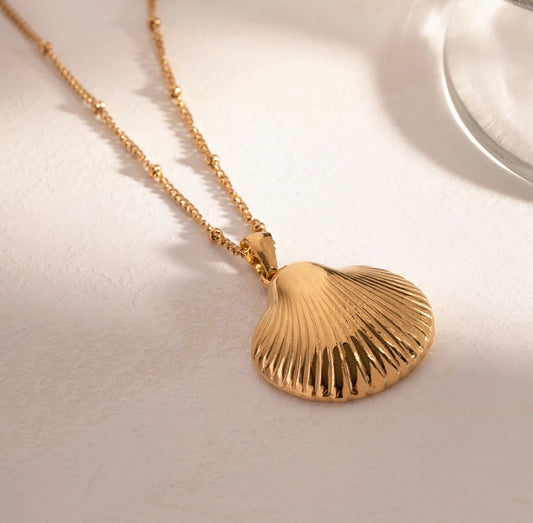 FATIMA NECKLACE