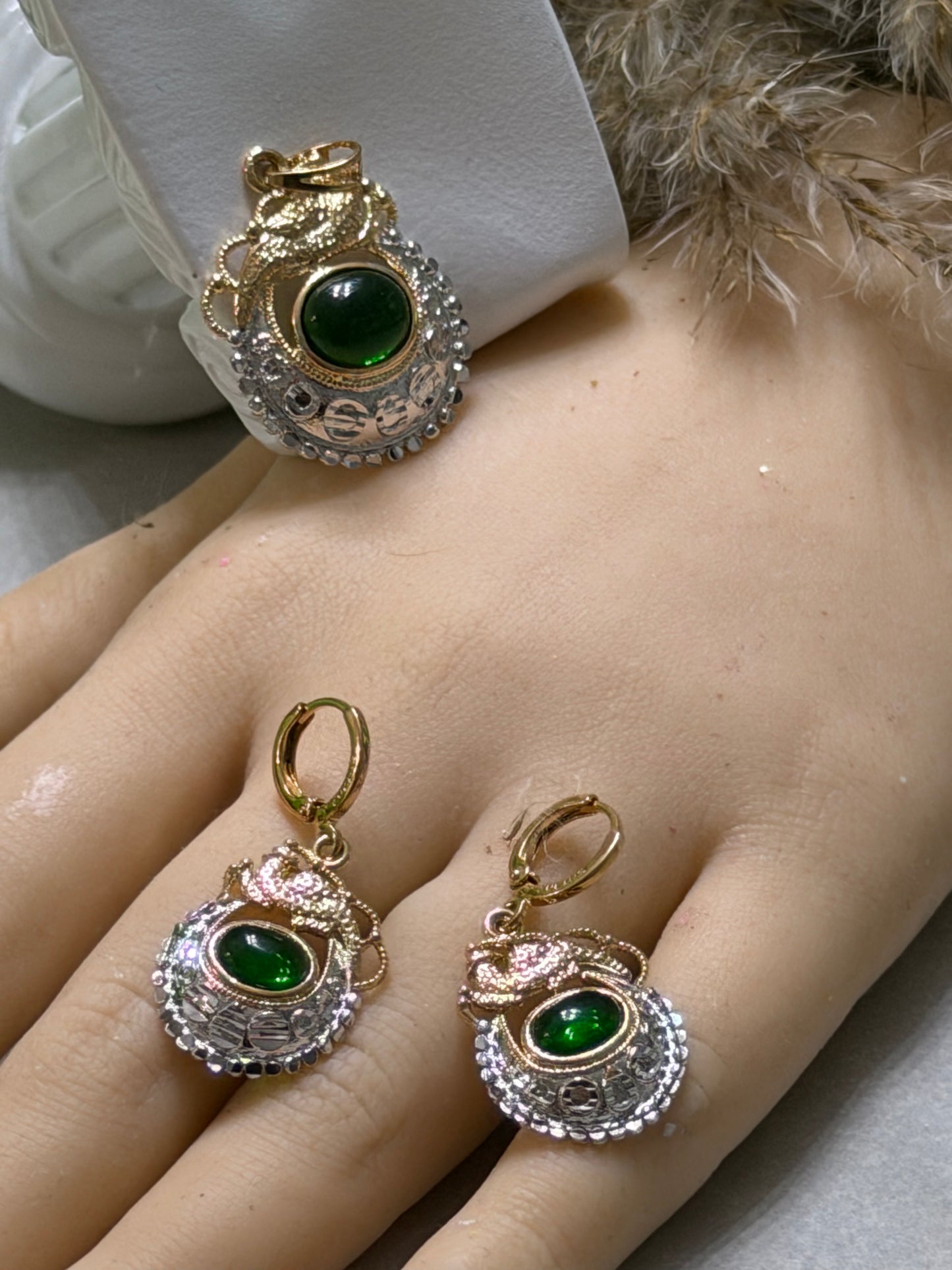 BEAUTIFUL SET HC (2pcs)