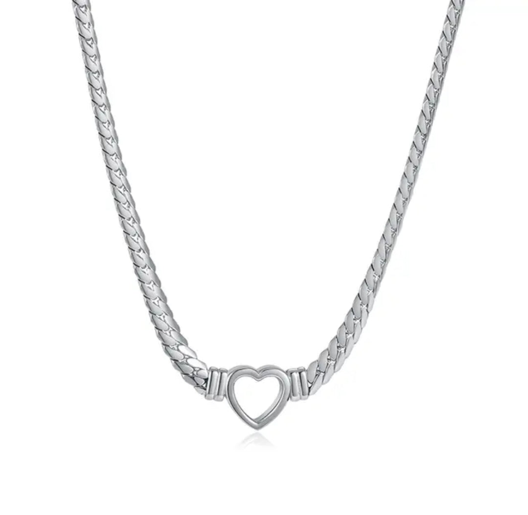 SAMI NECKLACE SILVER AND GOLD