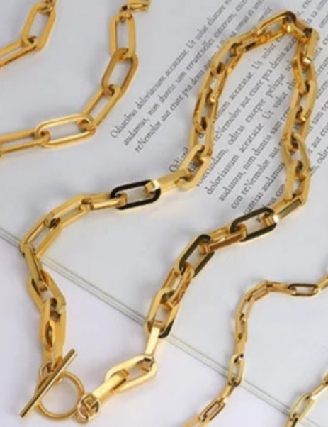 ROZITA NECKLACE