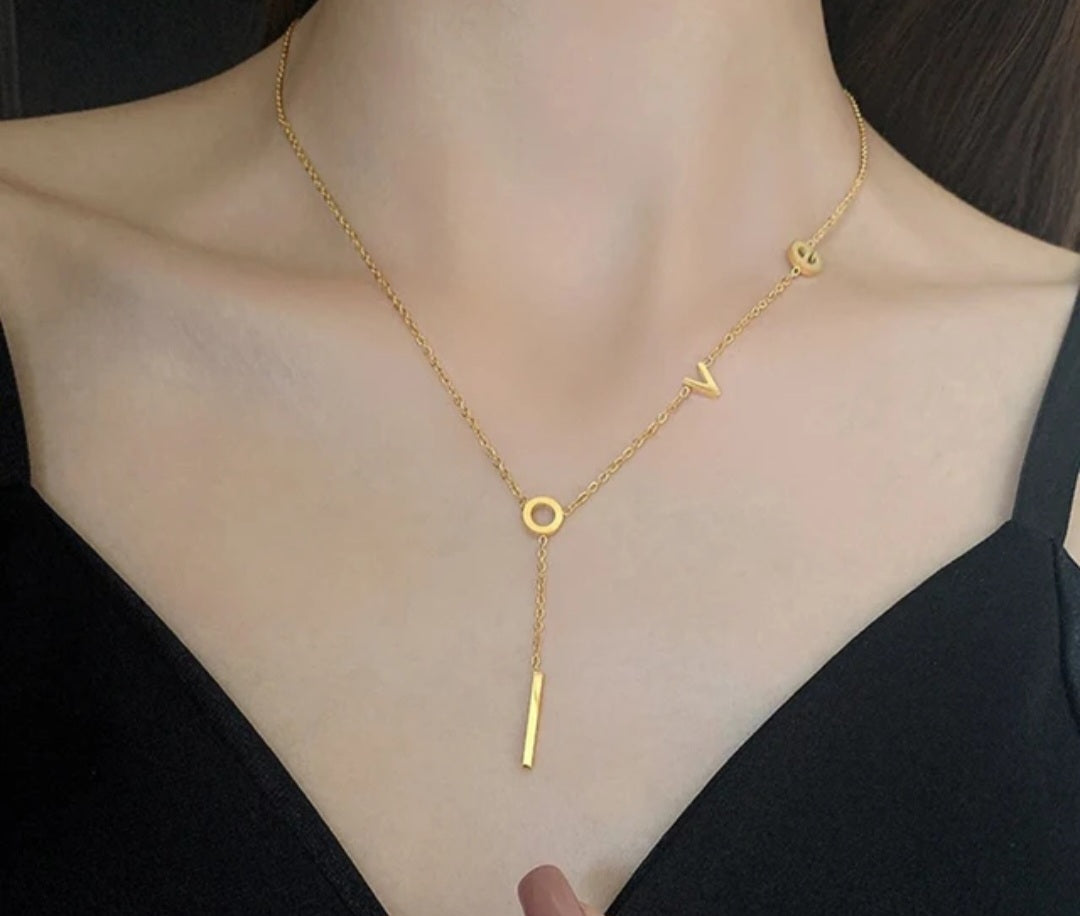 LOVE NECKLACE