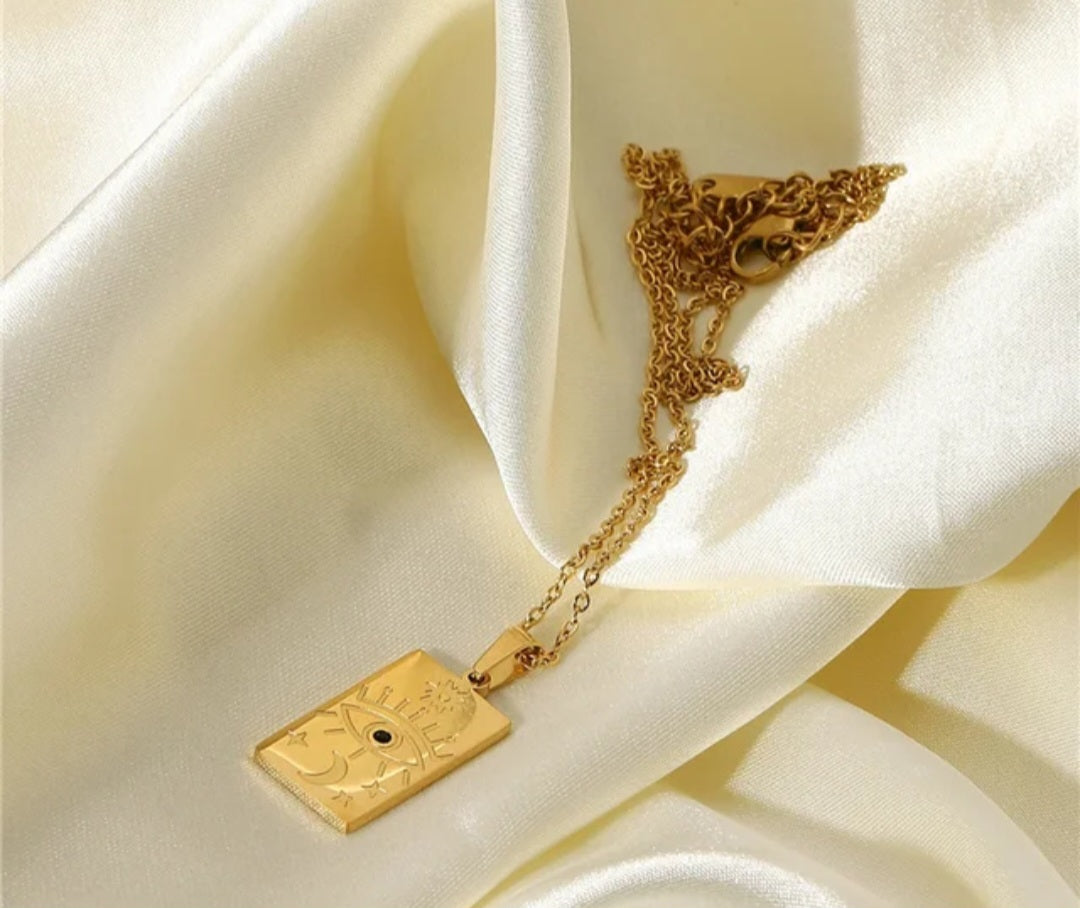 TAROT CARD NECKLACE