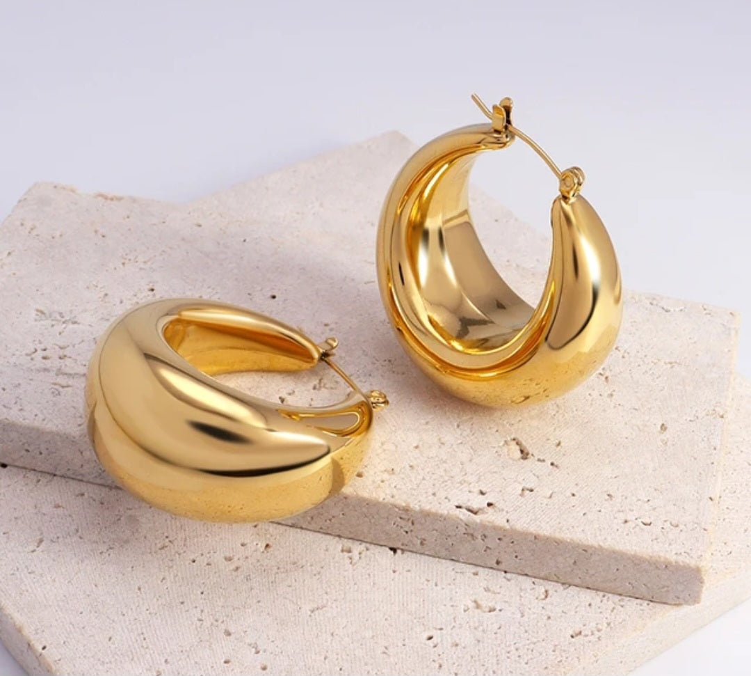 YARA EARRING
