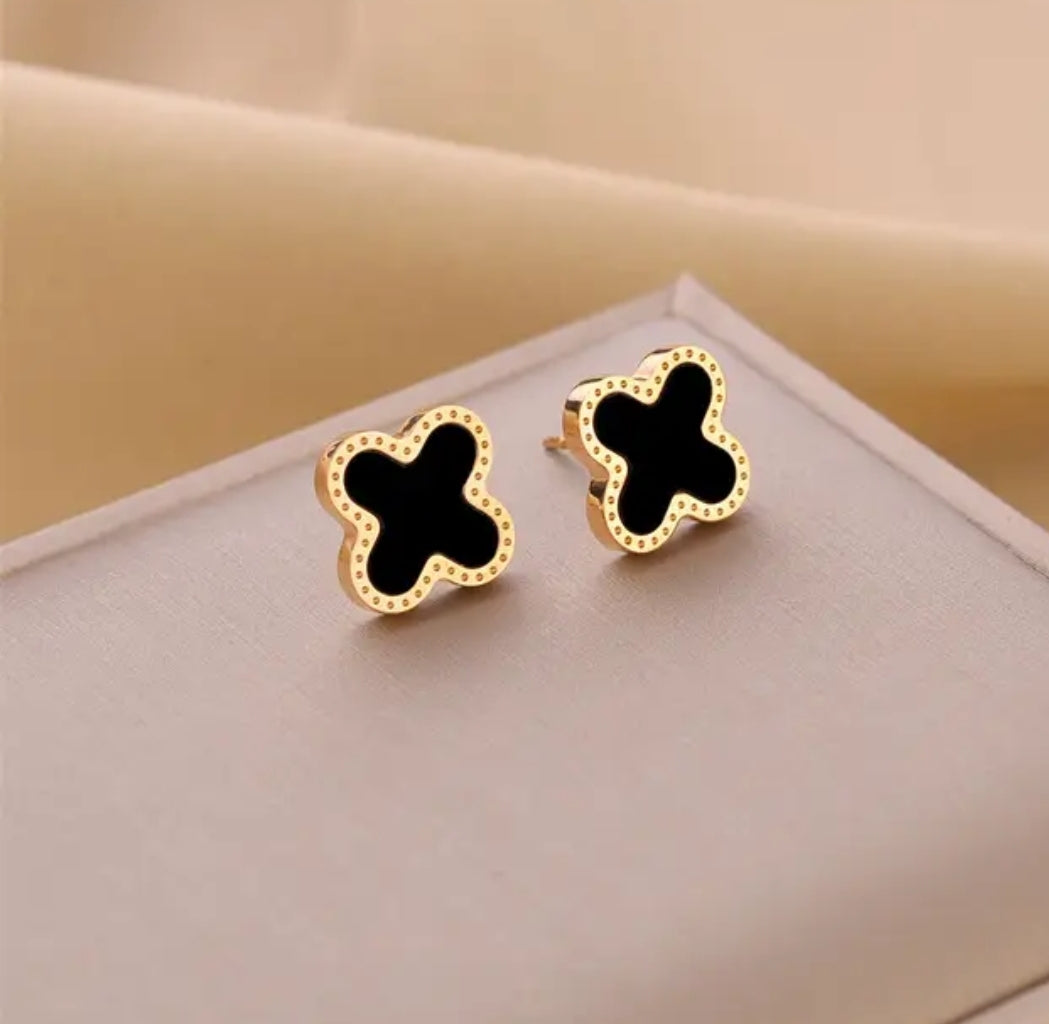 DAYANNA EARRING